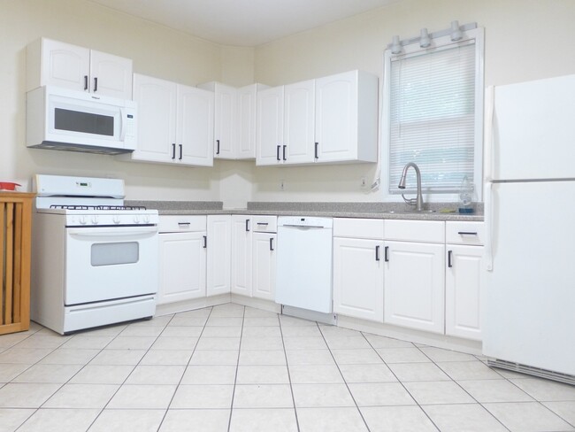 Photo - 92 Hyde Park Ave Condo Unit 2