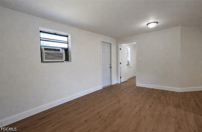 Photo - 569 Nuna Ave