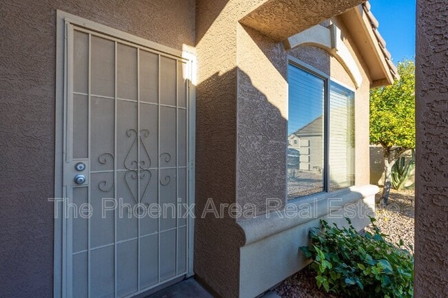 Photo - 1362 N McKenna Ln
