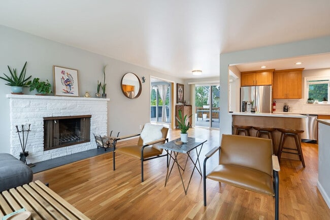 2116 N 190th St Unit SI ID1036025P