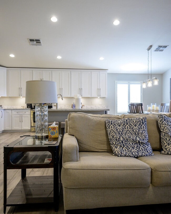 Photo - 34018 N Pate Pl Unidad SI ID1255449P