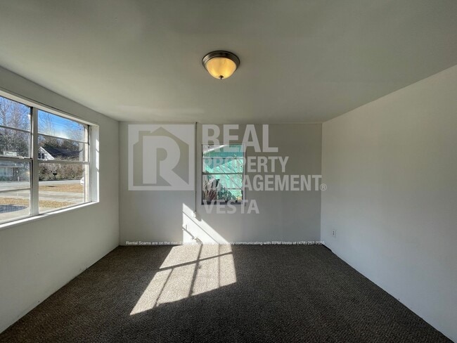 Photo - 3936 Spencer Cir