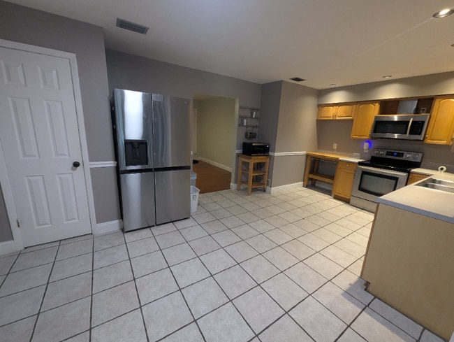 Building Photo - 4354 Marsh Rd Rental