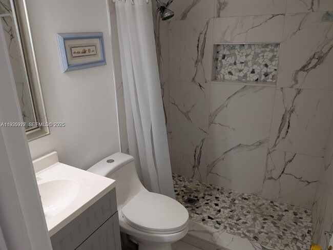 Photo - 6201 SW 37th St Unit 203