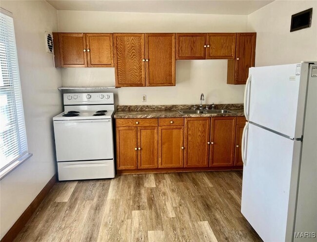 Photo - 523 S Central Ave