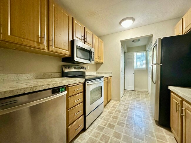 Photo - 10014 NE 127th Pl Unit A102
