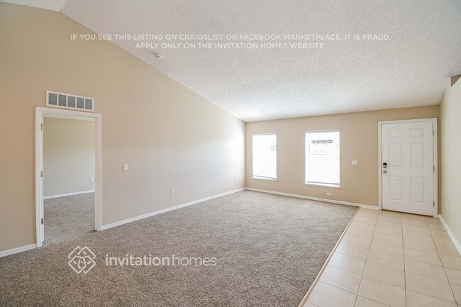Photo - 4024 Half Moon Cir