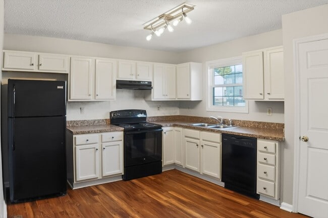 Photo - Spacious Two Bedroom Townhome In Kannapolis