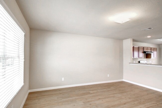 2403 Thorney Ct