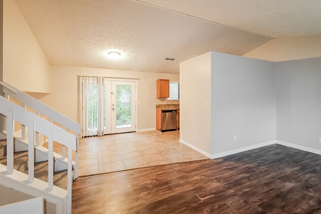 Photo - 5164 Galbraith Cir