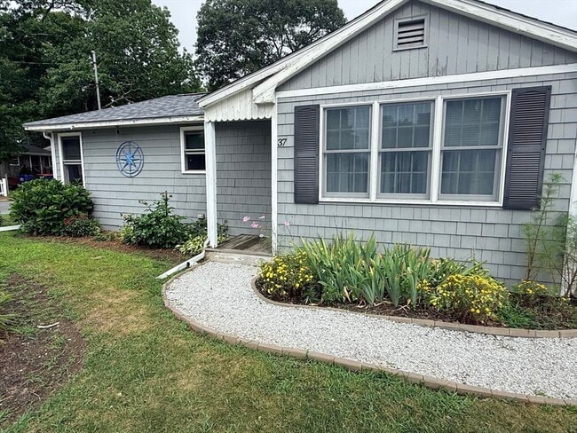 Photo - 37 Beechwood Pl