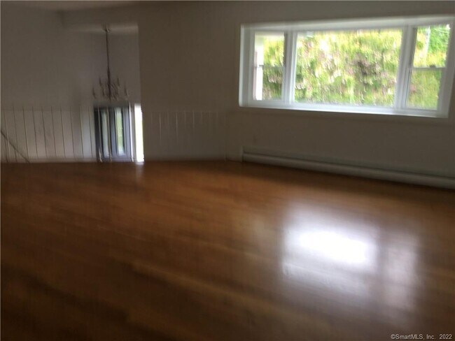 Photo - 17 Cottontail Rd