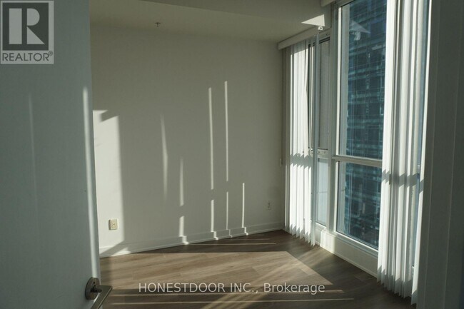 Photo - 295 Adelaide St W Unit 3302
