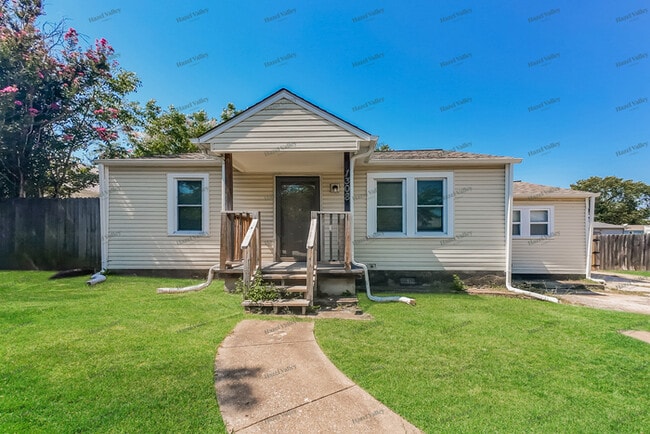 Building Photo - 1308 S 75th E Ave Rental