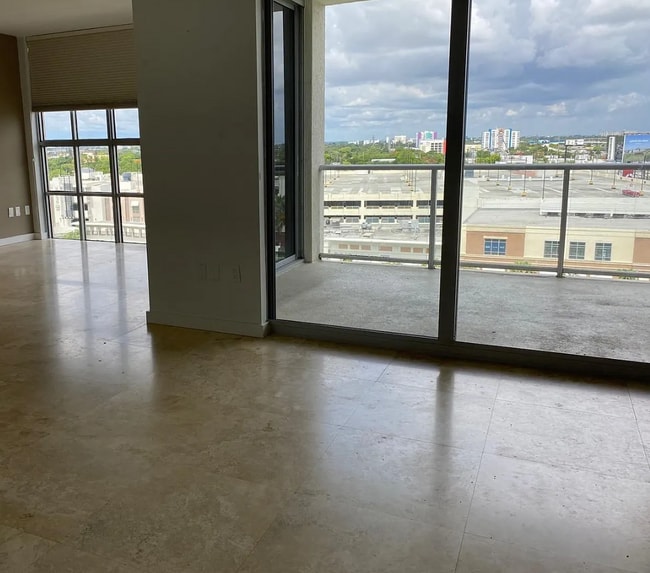 Building Photo - 3451 NE 1st Ave Unit M0904 Rental