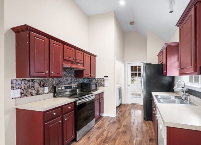 Photo - 1108 Waverunner Ct E