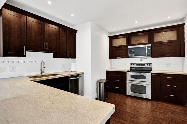 Photo - 6871 SW 50th Terrace