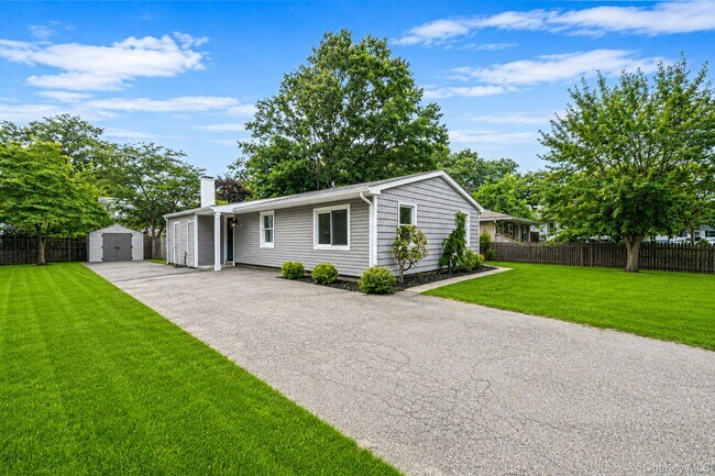 Photo - 28 Ashwood Dr