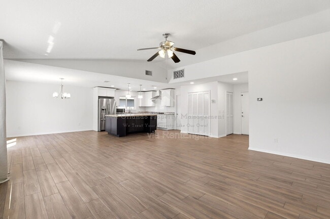 Photo - 7326 Wethersfield Dr