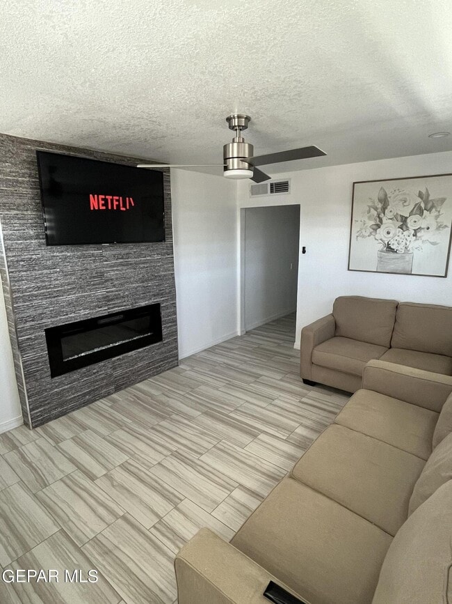 Photo - 4317 Yandell Dr