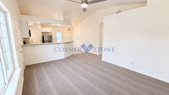 807 E Cottage Ave