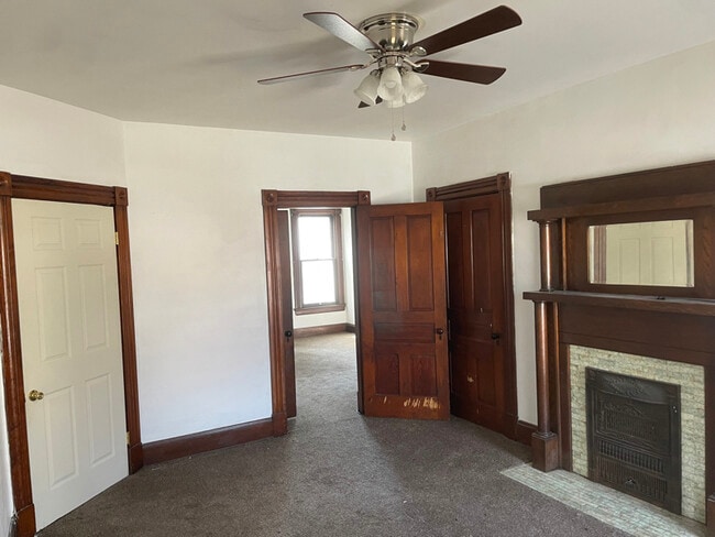 Photo - 127 Ludlow St