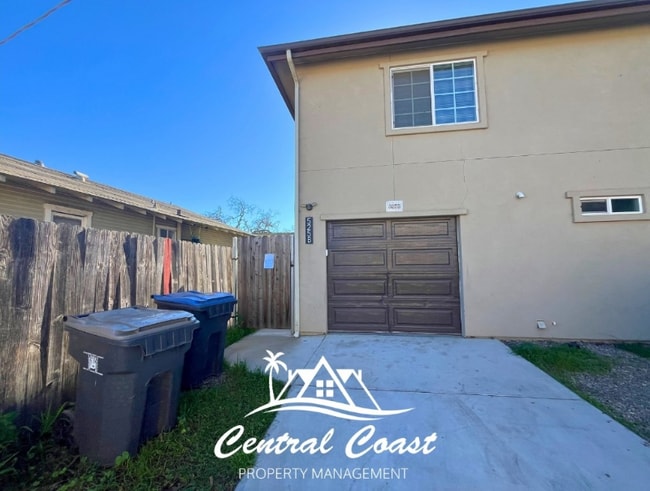 Building Photo - 0 E Boone St Unit #B