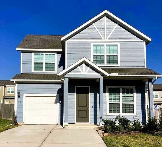 Building Photo - 9845 Crescent Cove Dr