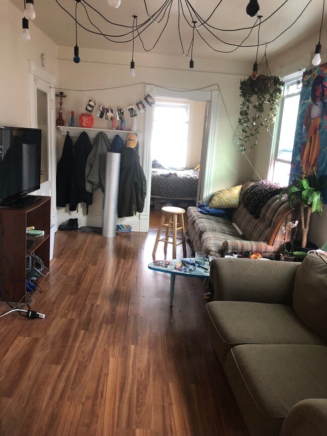 Photo - 1759 N Warren Ave Unit B