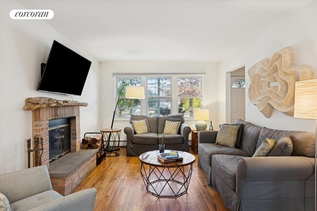 Photo - 7 Huckleberry Ln