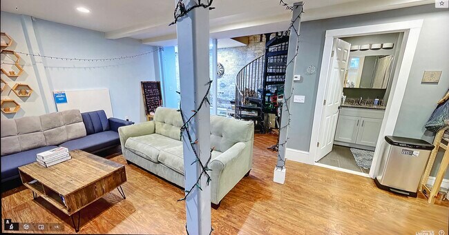 Photo - 201 Norfolk St Unidad 1