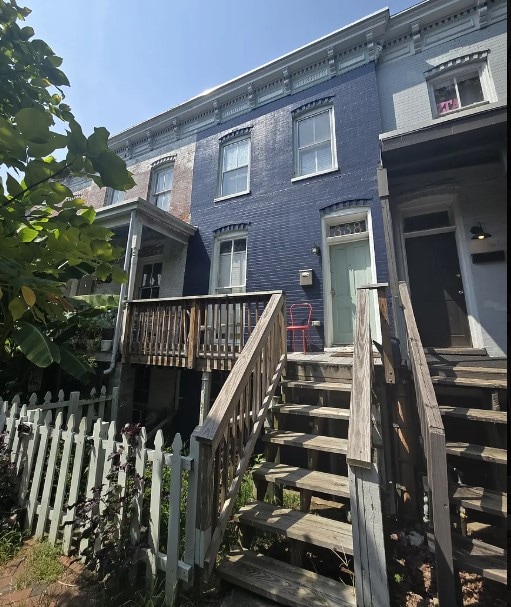 Photo - 338 S Laurel St