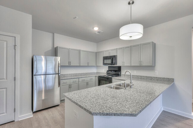 Building Photo - Daffan Flats Rental