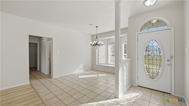 Photo - 821 Benning St