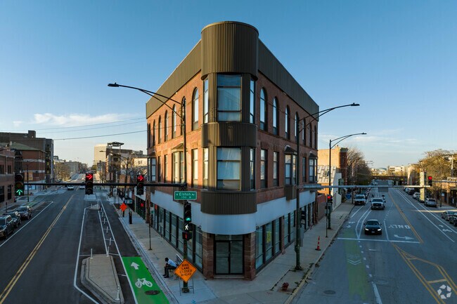 Photo - Flat Iron Building
