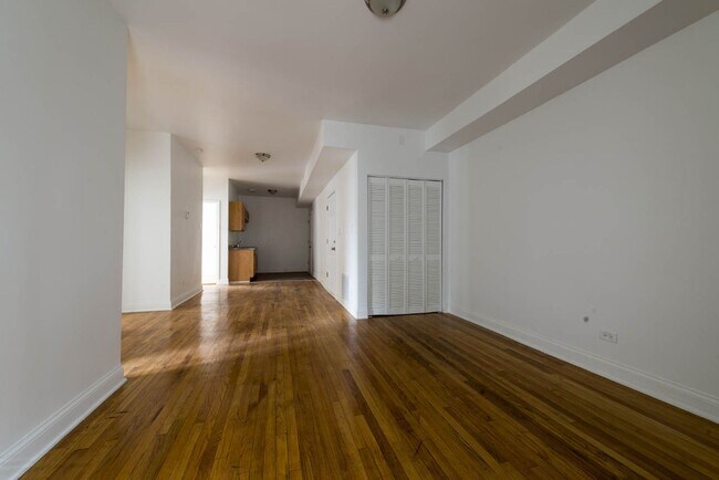 3600 W Franklin