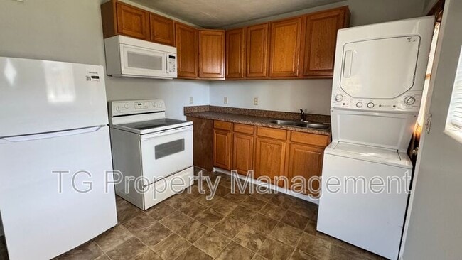 Photo - 211 N 9th St