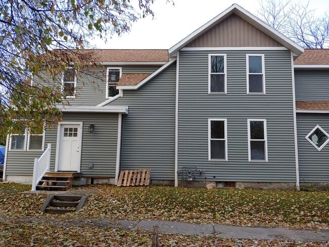 Photo - 301 National Ave NW Unidad 2