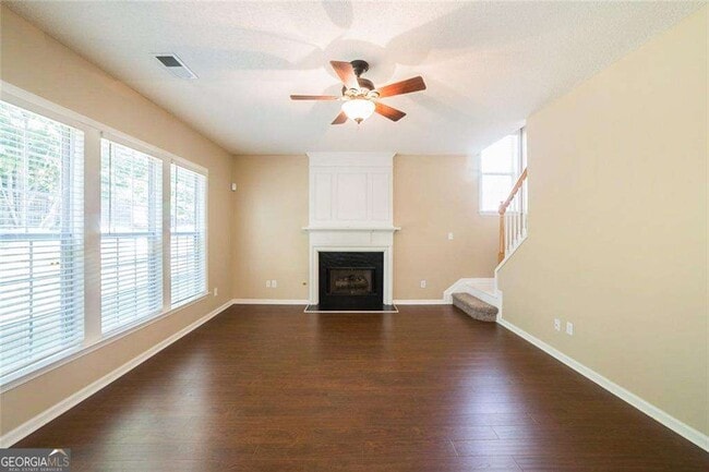 Photo - 3495 Ridgefair Dr