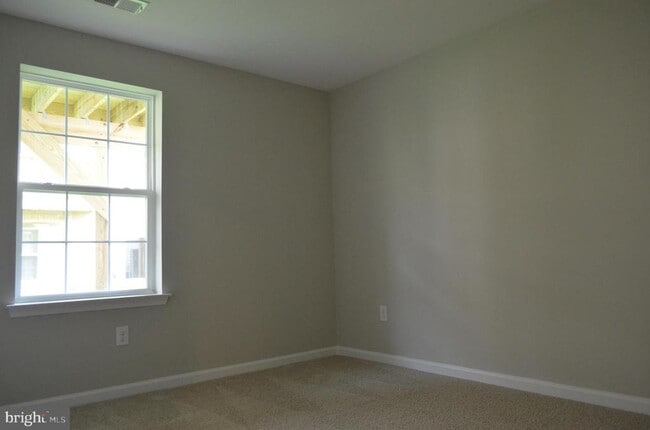 Photo - 1503 Hights Farm Rd S