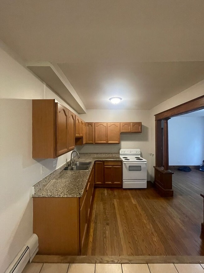 Photo - 57-59 Holbrook St Unidad 57 Holbrook