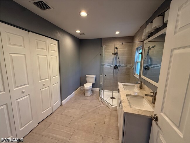 Photo - 9169 Shaddock Rd E