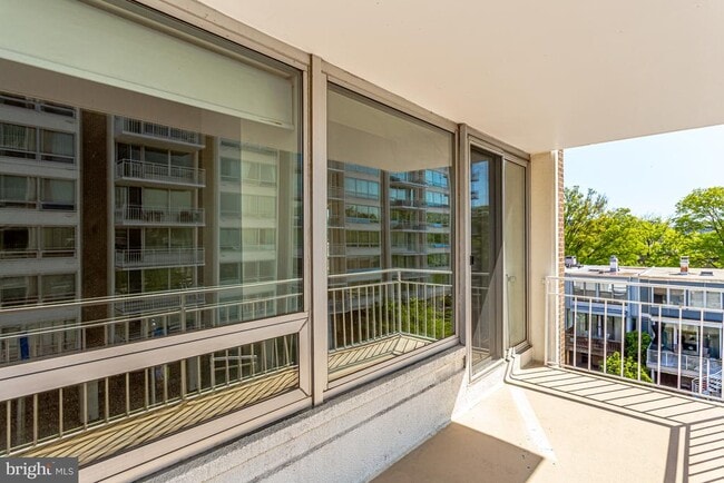 Photo - 1425 4th St SW Unit A305