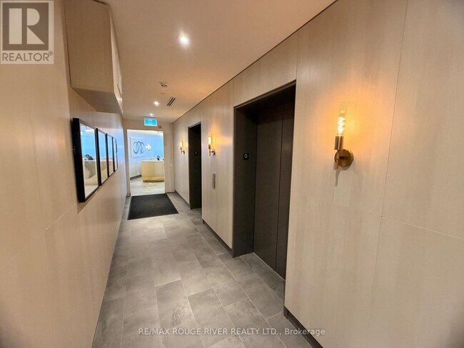 Photo - 2 Manderley Dr