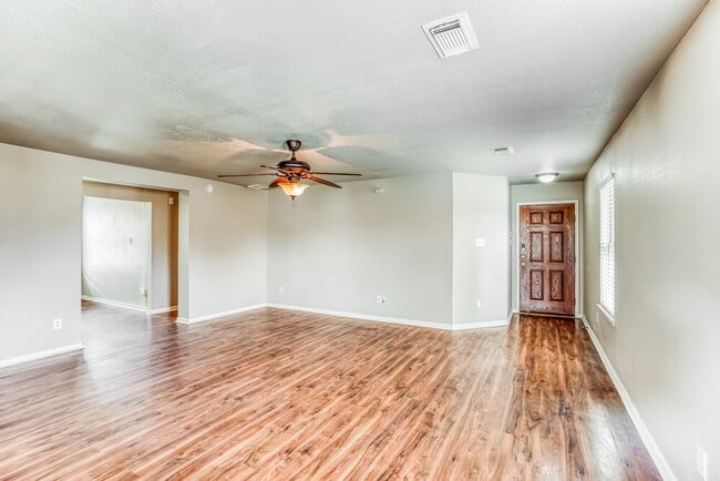 Photo - 20639 Tealbrook Dr