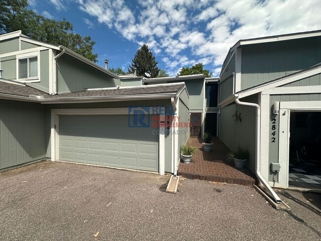 Photo - 2840 S Kenton Ct