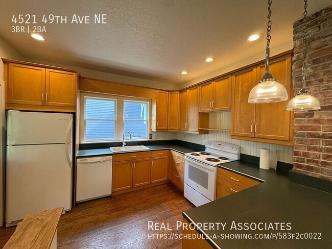 Photo - 4521 49th Ave NE