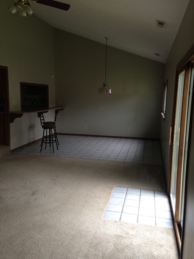 Photo - Large 4 Bed, 2 Bath Home