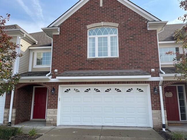 3 Bedroom, 2 1/2 Bath, Townhouse w/ 2-Car ... - 3 Bedroom, 2 1/2 Bath, Townhouse w/ 2-Car ...