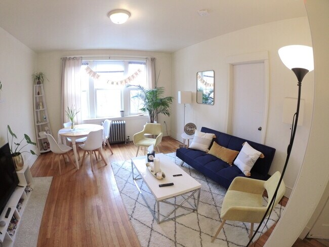 Building Photo - 241 Freeman St Rental